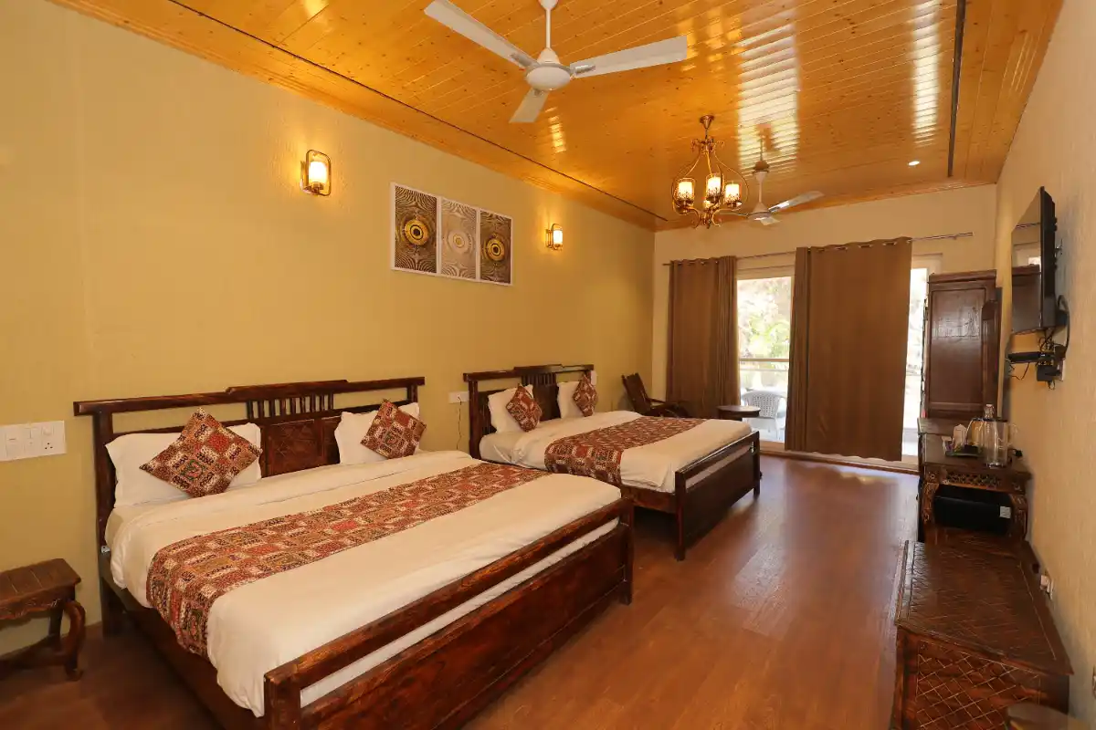 Royal Cottage bedroom - Nirvana River Resort