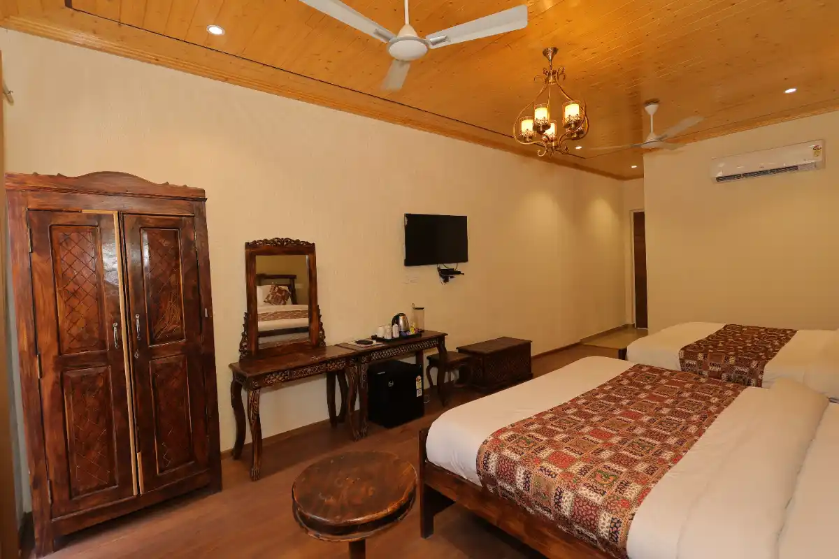 Royal Cottage Ganges view